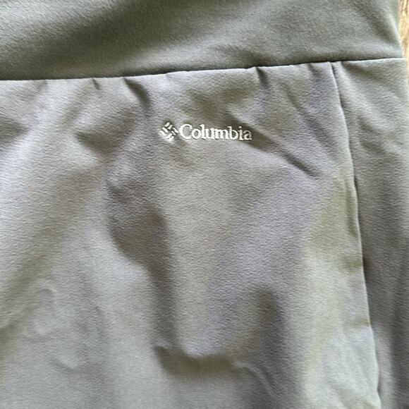 Columbia Omni-Shield Stretch Savannah Hill Hybrid Shorts - Picture 5 of 6